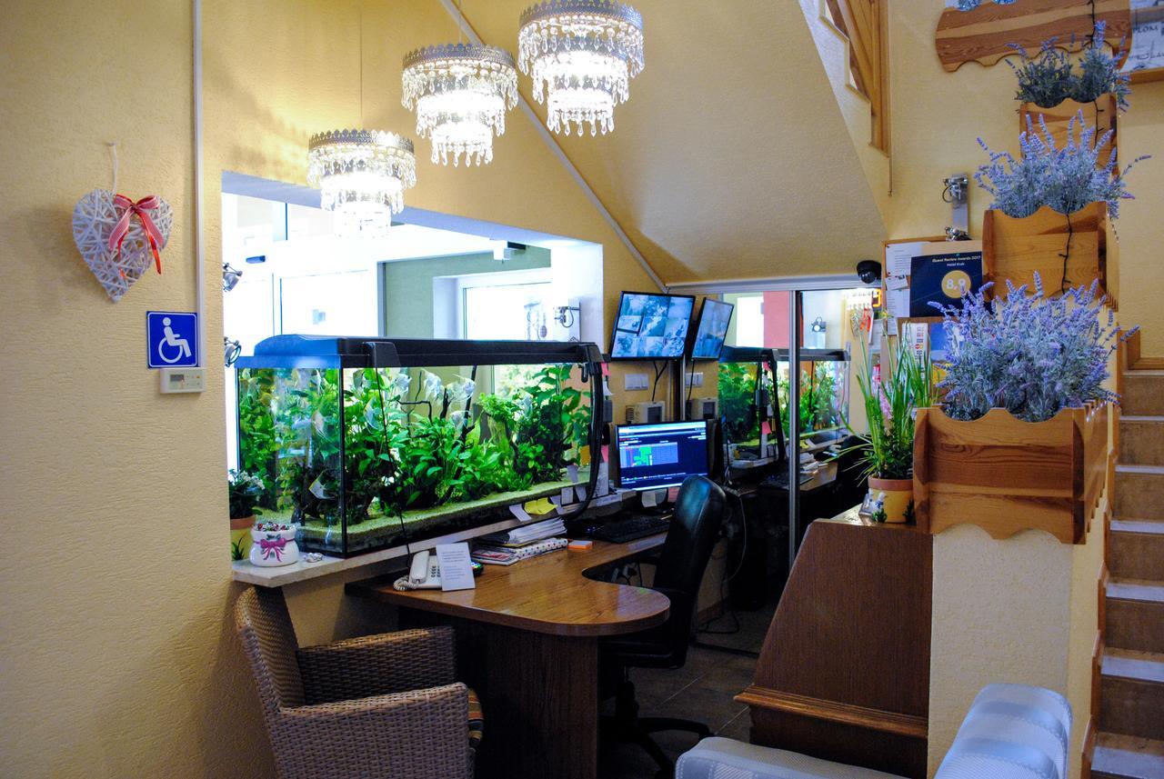 克拉克酒店 麦伦尼塞 外观 照片
